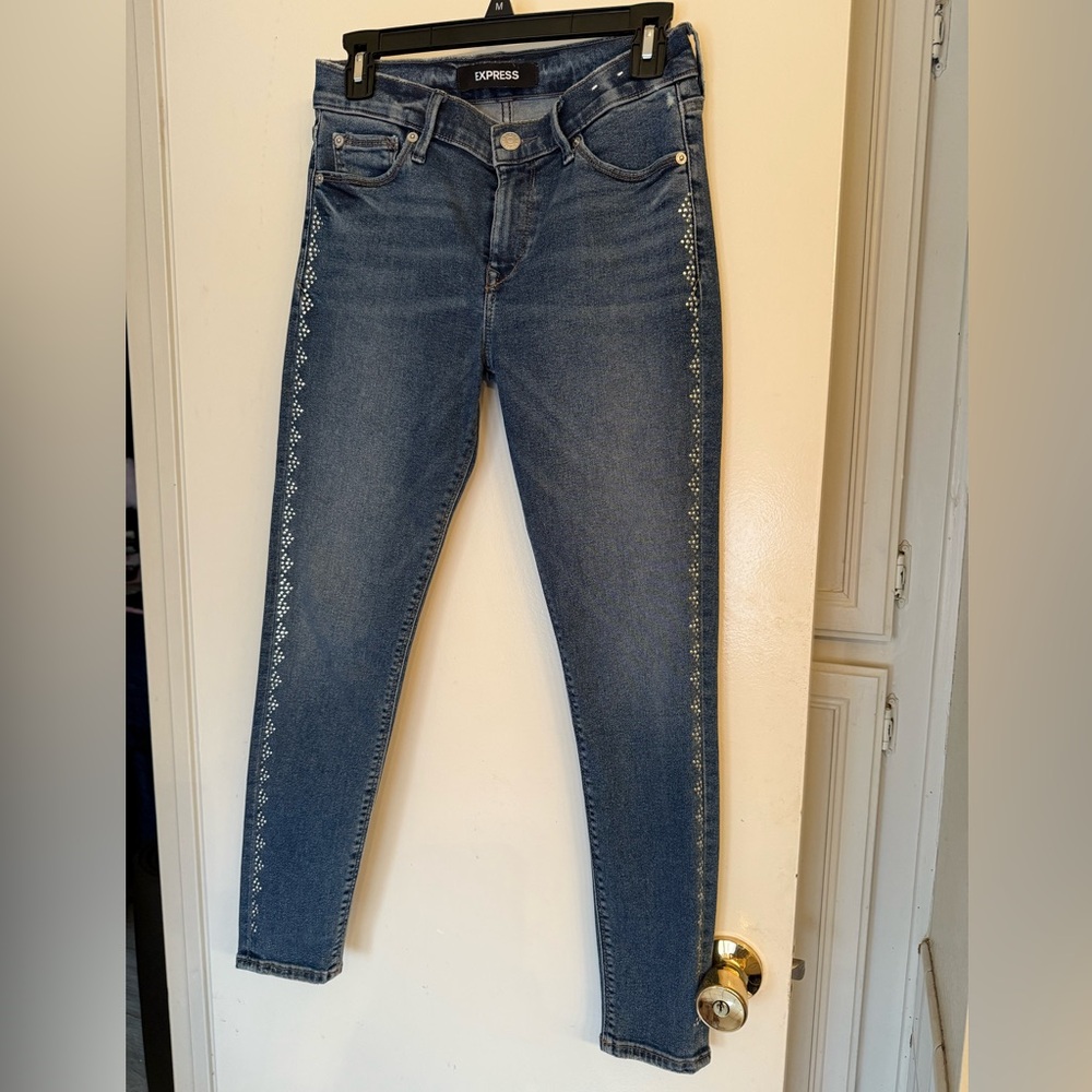 Express Jeans w side detail